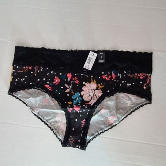 0X Torrid Cheeky Panty Wildflower Black Lace Plus - Picture 2 of 6